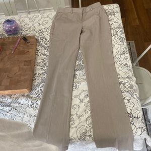 Express size 00 columnist barely boot. Excellent new condition